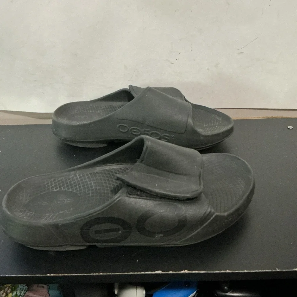 OOFOS OOahh Sport Flex Slide Black Unisex Mens 6 Womens 8 Sandals